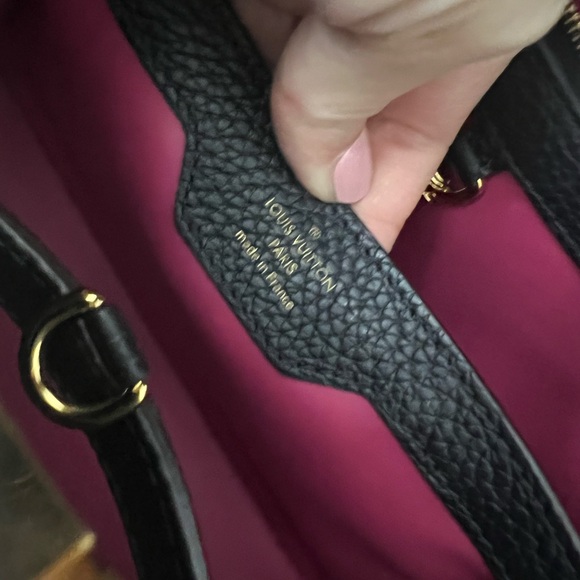 Louis Vuitton Capucines BB - Picture 6 of 11